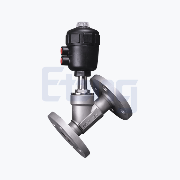 Pneumatic flange angle seat valve